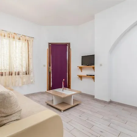 Apartment Mauro Pula