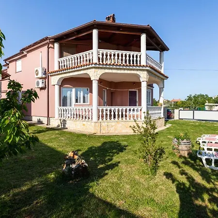 Mauro Apartment