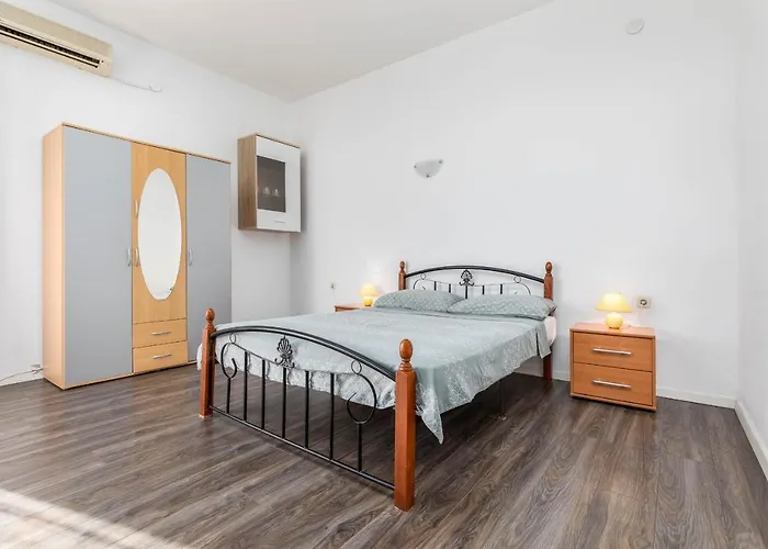 Mauro Apartment Pula